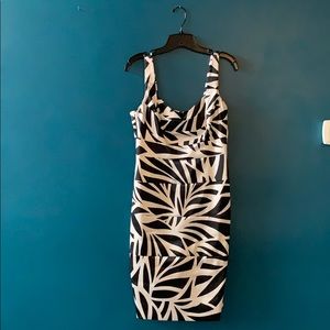 Black and white patterned dress (11)